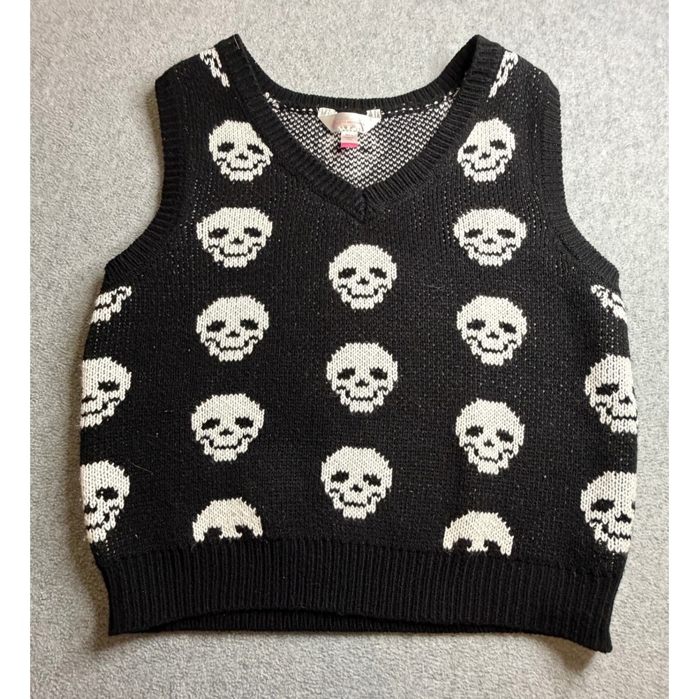 Love By Design Skull Knit Sweater Vest Black White Gothic Grunge V-Neck Top
